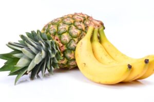 LJEPOTA SE GRADI IZNUTRA: Jedite ananas i imat ćete lijepu kožu, banana smanjuje podočnjake!
