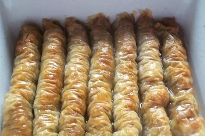 JEDNOSTAVNA I UKUSNA: Divit baklava sa pistacijama