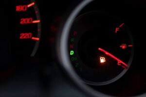 ŽELJELI BI TROŠITI MANJE GORIVA? Ovo su 4 zlatna pravila, njih se držite!