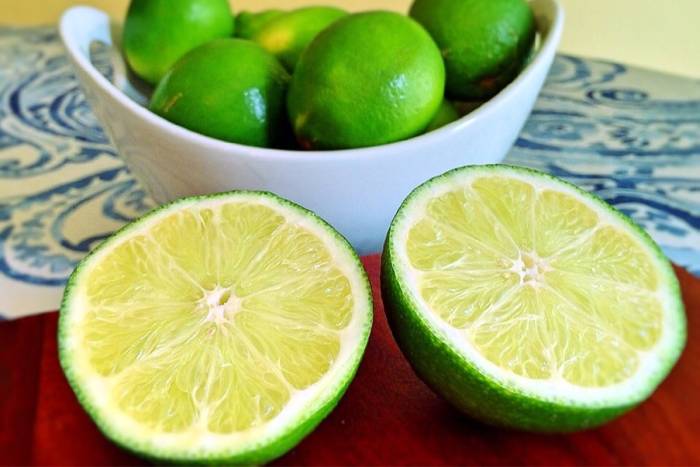 LIMETA: 5 razloga zbog kojih biste trebali češće konzumirati ovo voće
