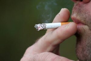 STRAHUJETE DA ĆETE SE UDEBLJATI AKO PRESTANETE PUŠITI? Evo šta savjetuju stručnjaci...