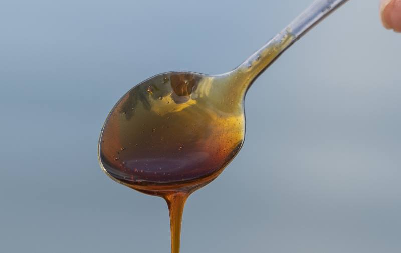 STARINSKI RECEPT: Napravite sami “čudotvorni” sirup od kojeg prestaje SVAKI kašalj!
