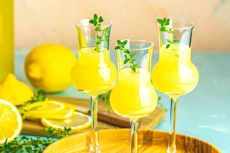 LIMONCELLO: Popularni talijanski liker možete sami napraviti, evo kako…